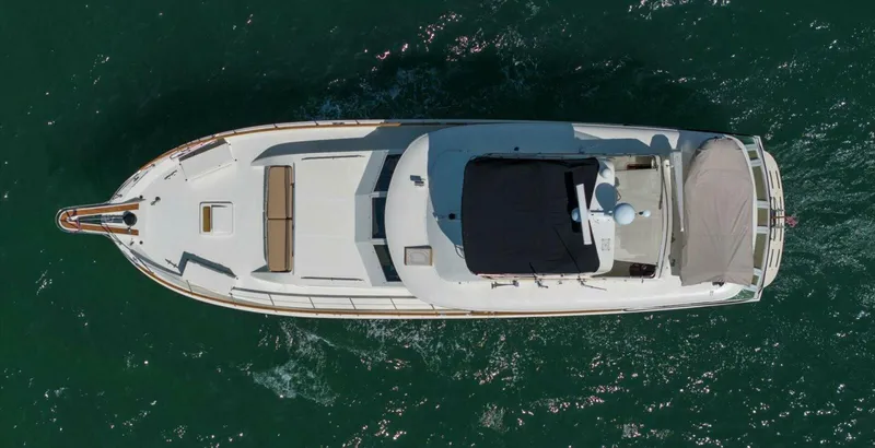 Ting Ting Yacht Photos Pics 1986 Hatteras 53 Classic My - Image 5