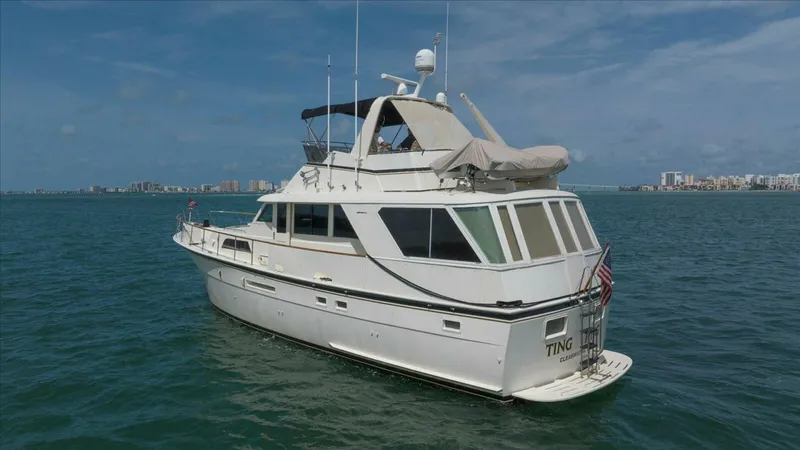 Ting Ting Yacht Photos Pics 1986 Hatteras 53 Classic My - Image 4
