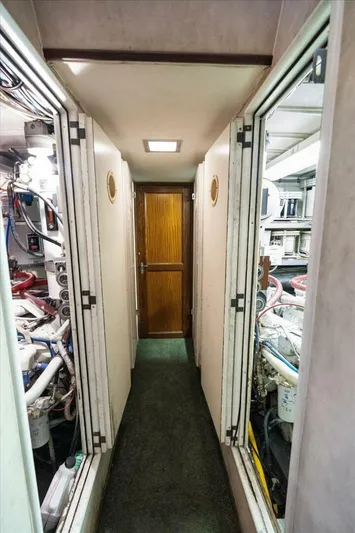 Ting Ting Yacht Photos Pics 1986 Hatteras 53 Classic My - Image 66