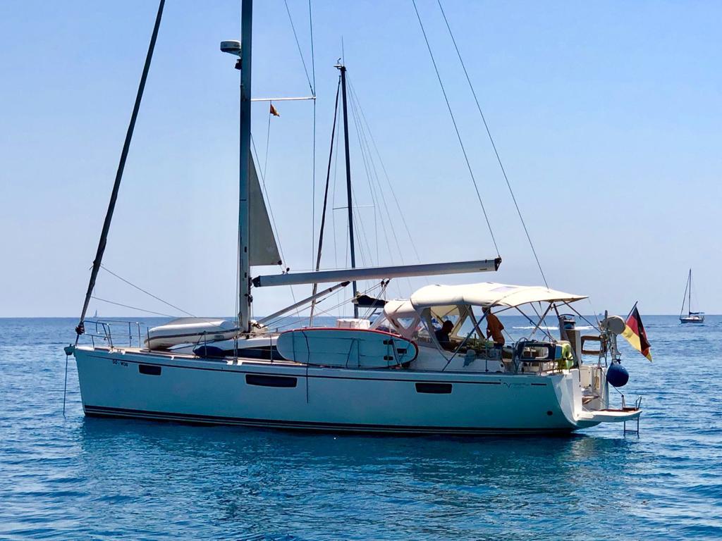 2013 Bavaria Vision 42