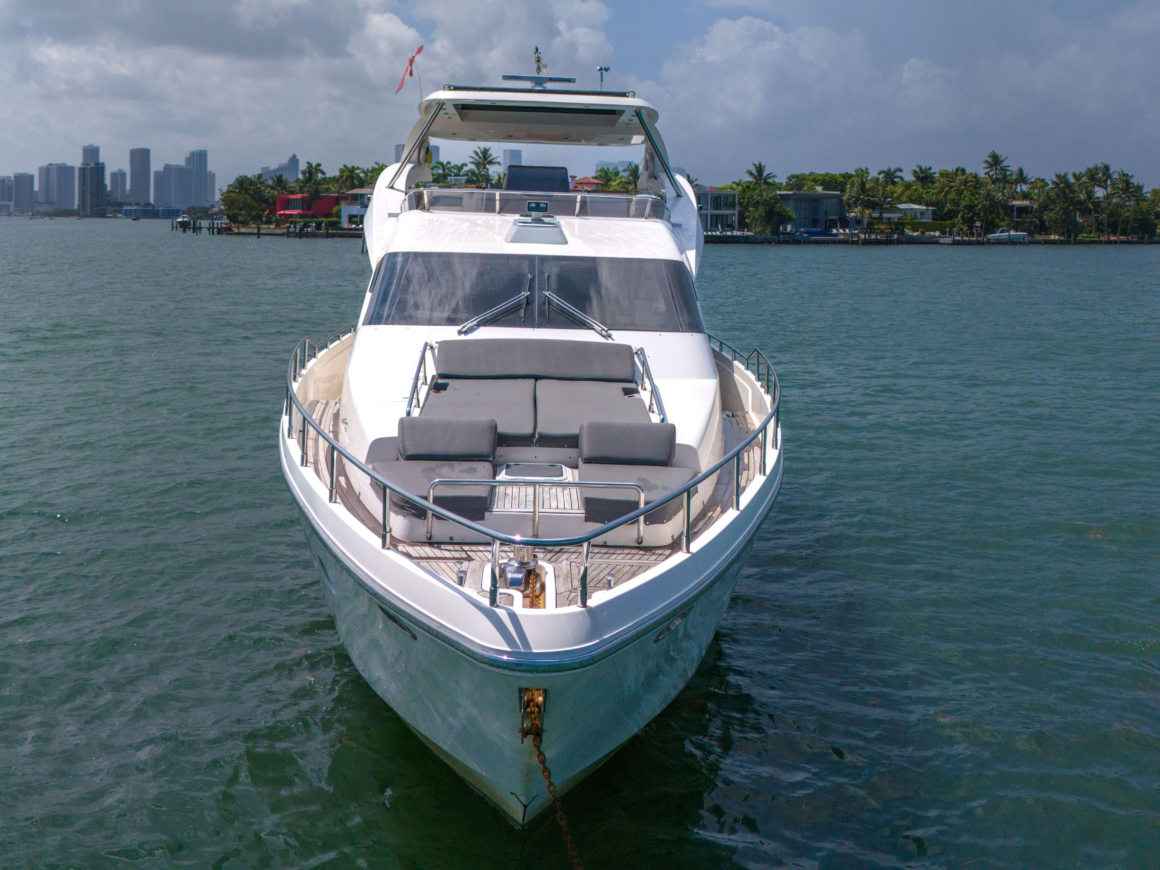 Yacht