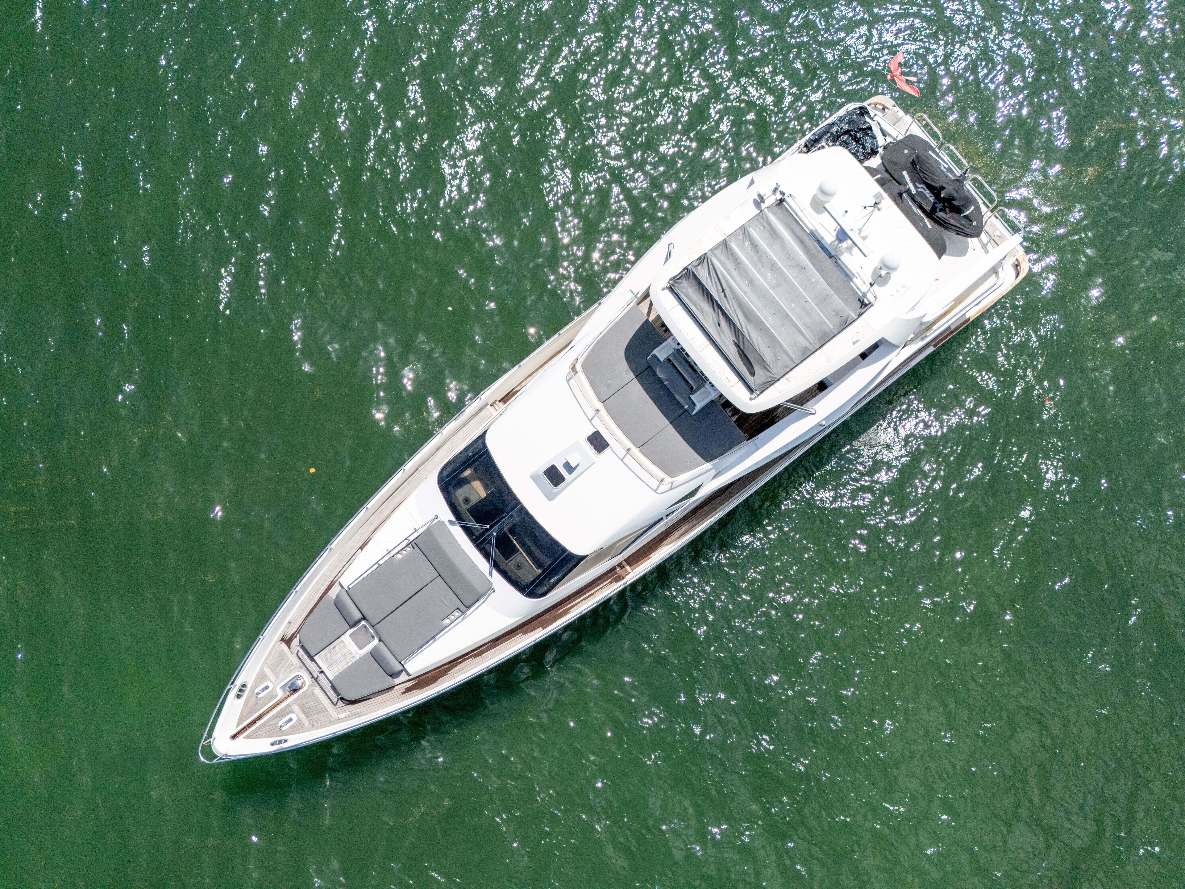 Yacht