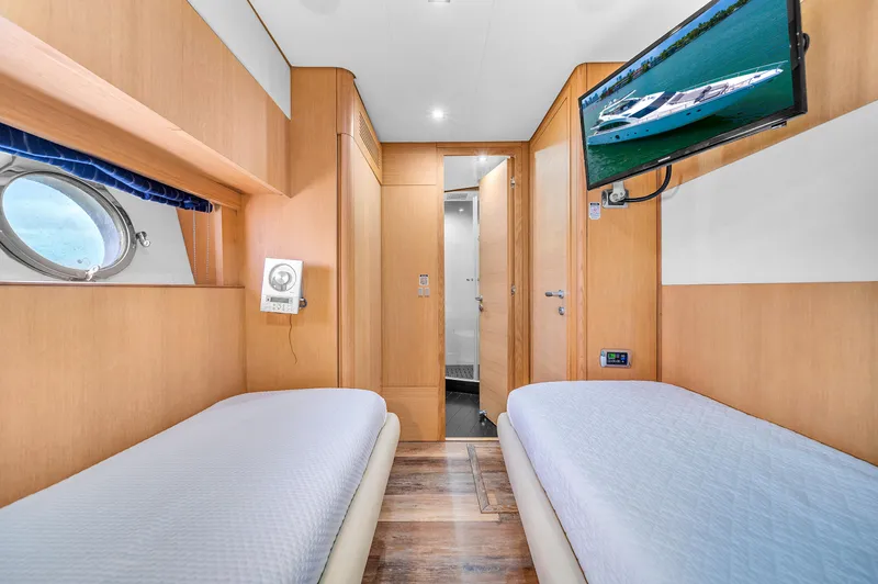 Therapy Yacht Photos Pics 