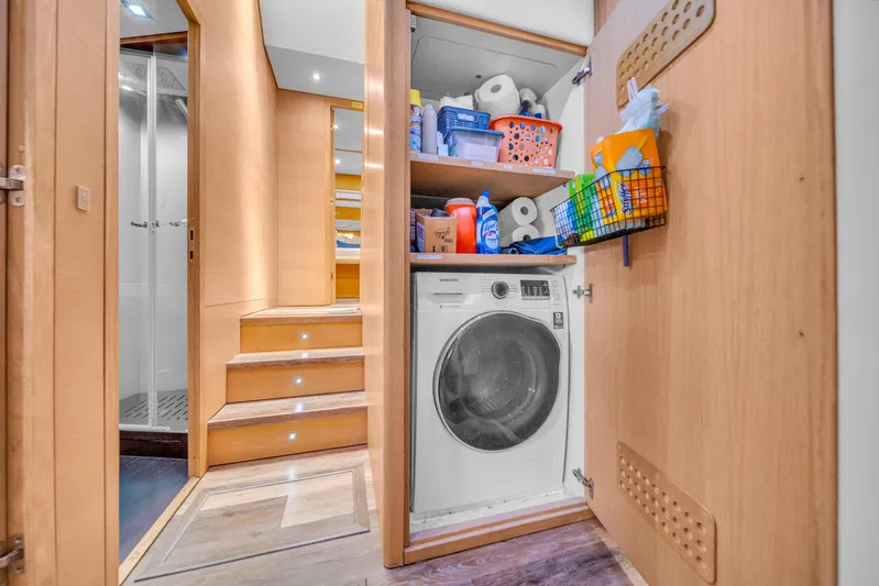 Therapy Yacht Photos Pics 