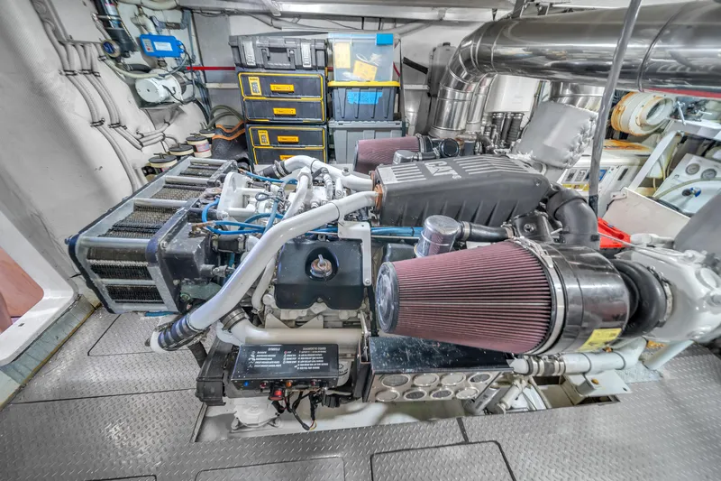 Therapy Yacht Photos Pics 