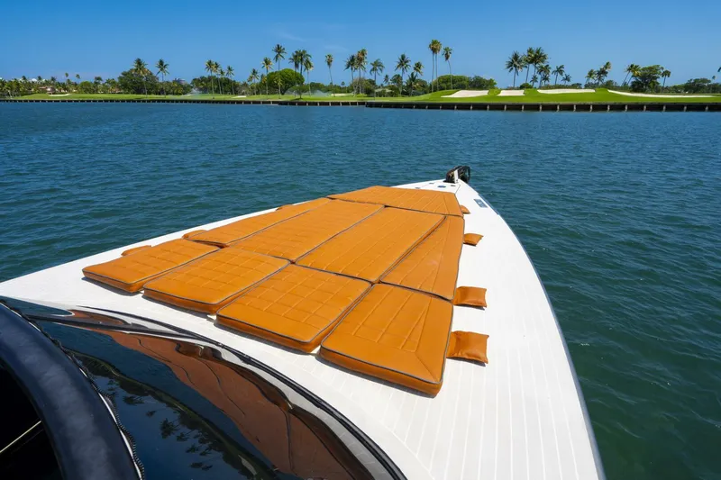  Yacht Photos Pics 2015 Vandutch 40 - Image 26