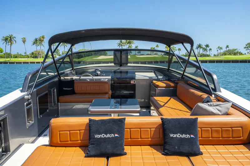  Yacht Photos Pics 2015 Vandutch 40 - Image 12