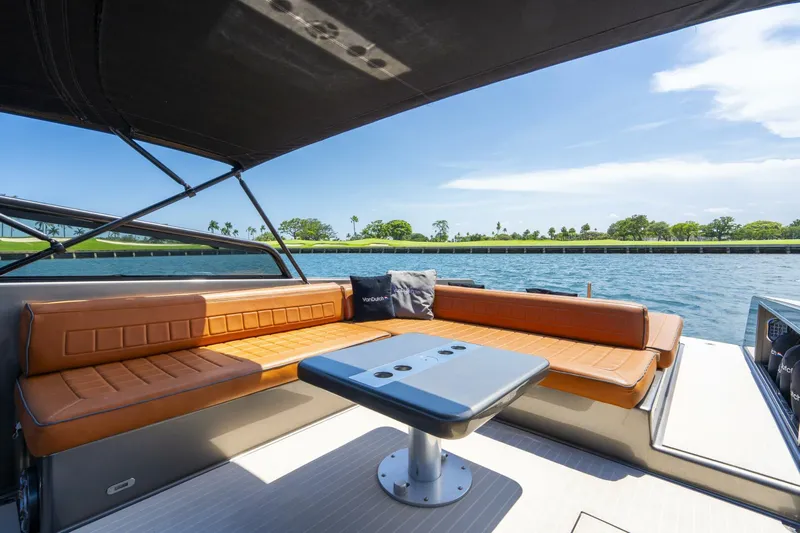  Yacht Photos Pics 2015 Vandutch 40 - Image 19