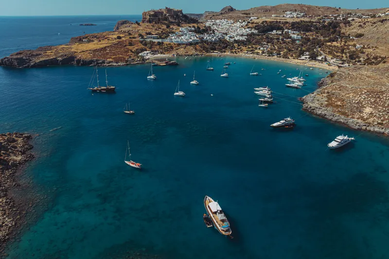 Far Niente Yacht Photos Pics 