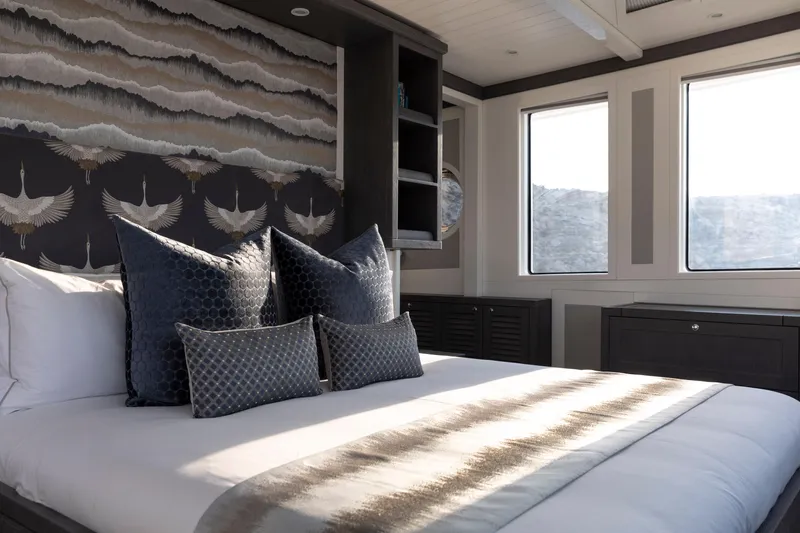 Far Niente Yacht Photos Pics 