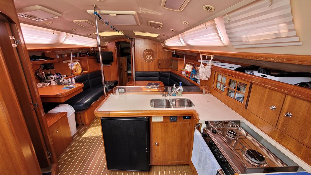 2006 Hunter 38