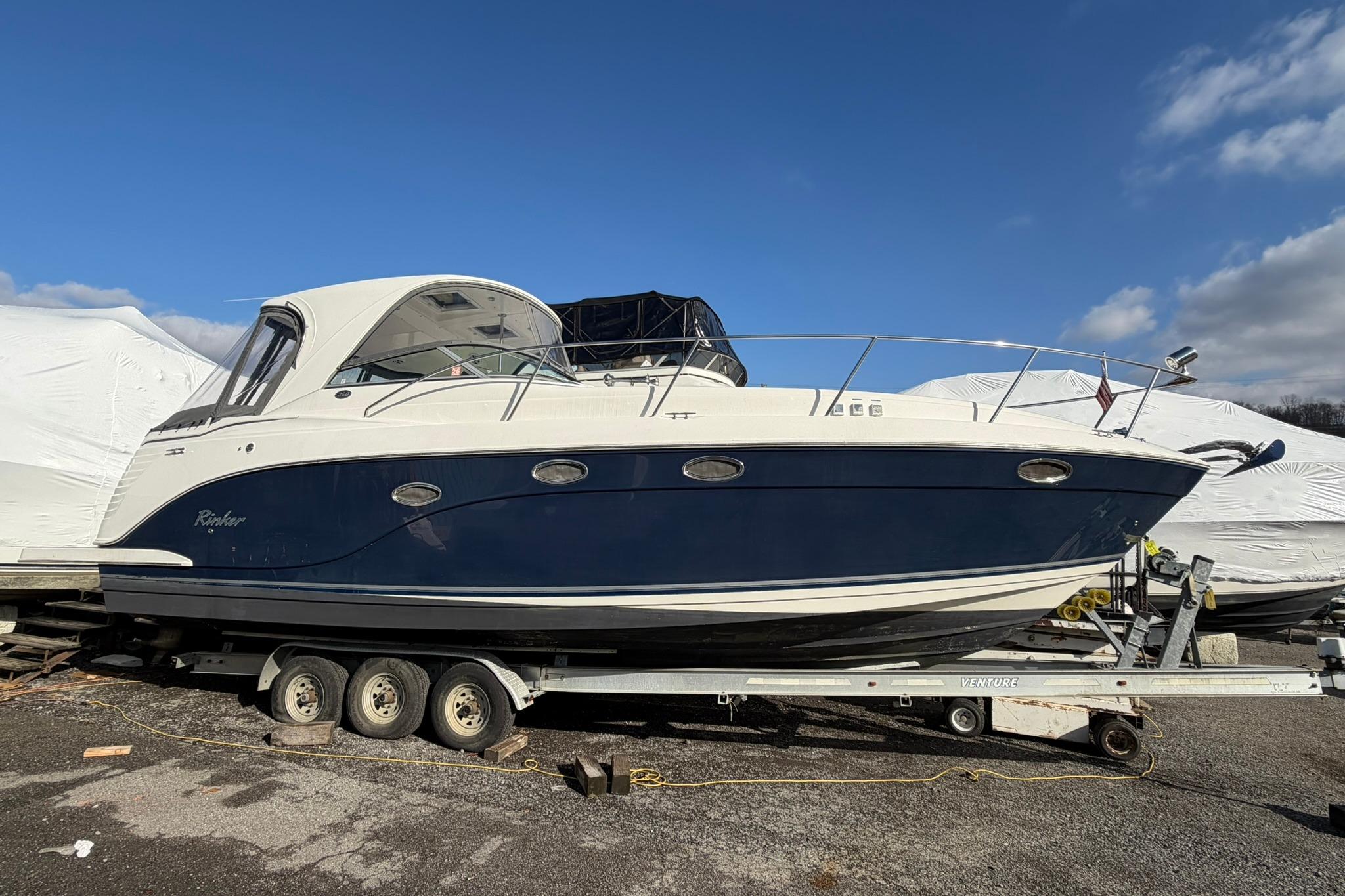 Rinker 370 Express Cruiser Hard Top