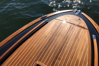Chris-Craft Corsair 27