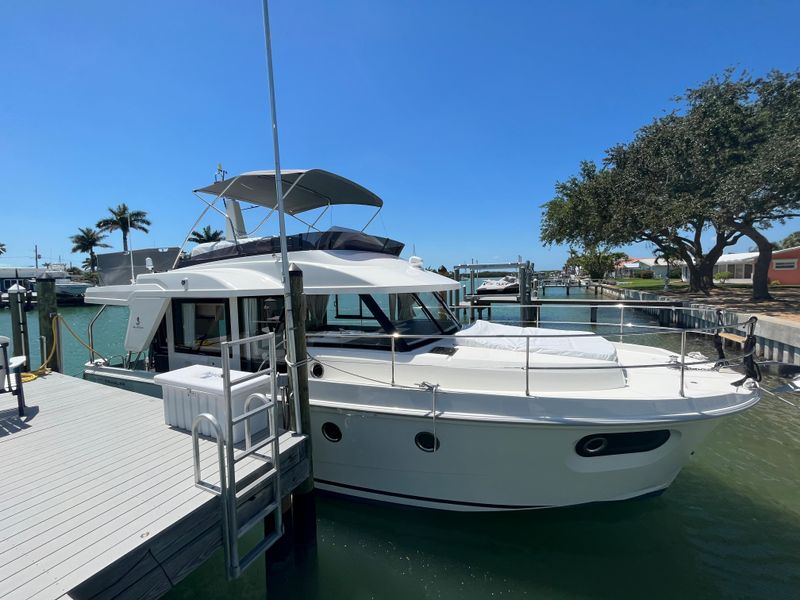 2023 Beneteau 41 SWIFT TRAWLER
