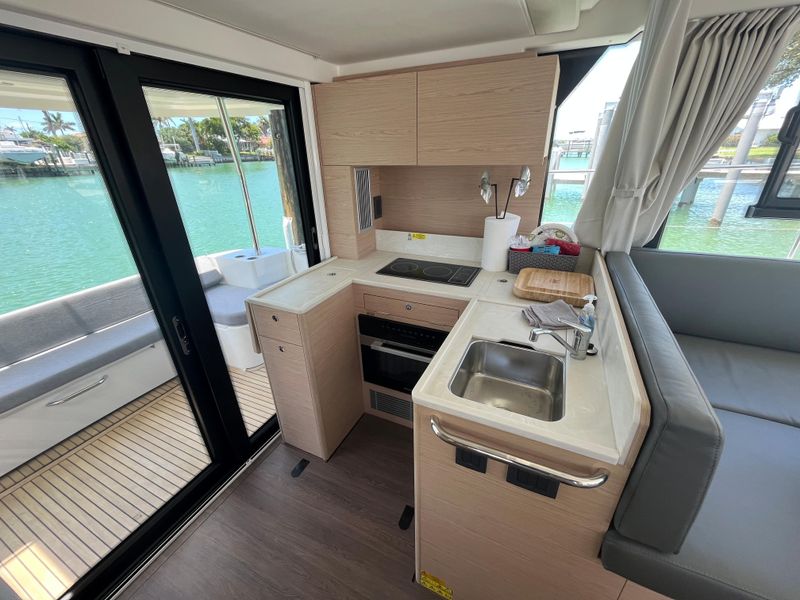 2023 Beneteau 41 SWIFT TRAWLER