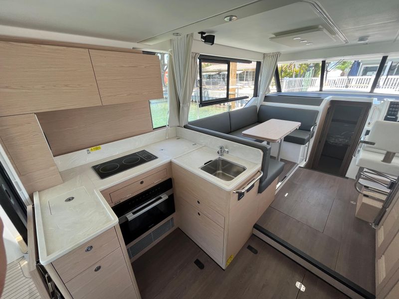 2023 Beneteau 41 SWIFT TRAWLER
