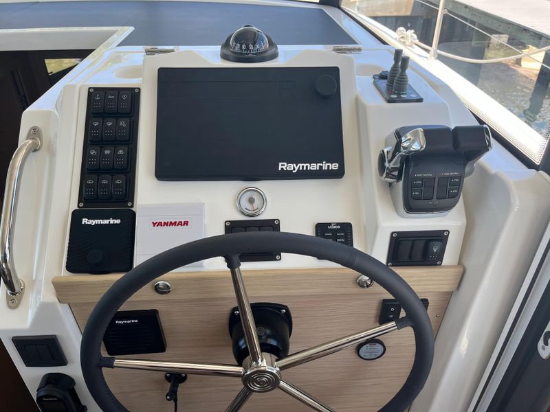 2023 Beneteau 41 SWIFT TRAWLER