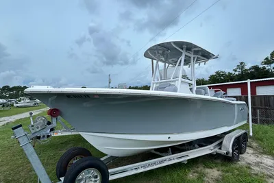 Sea Hunt 225 Ultra