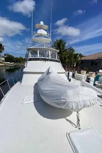 Mad East Yacht Photos Pics 