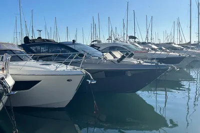 2023 Cranchi M44 HT