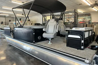 Premier Sunsation 230 Angler