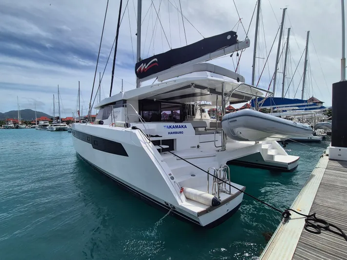 Takamaka Yacht Photos Pics 