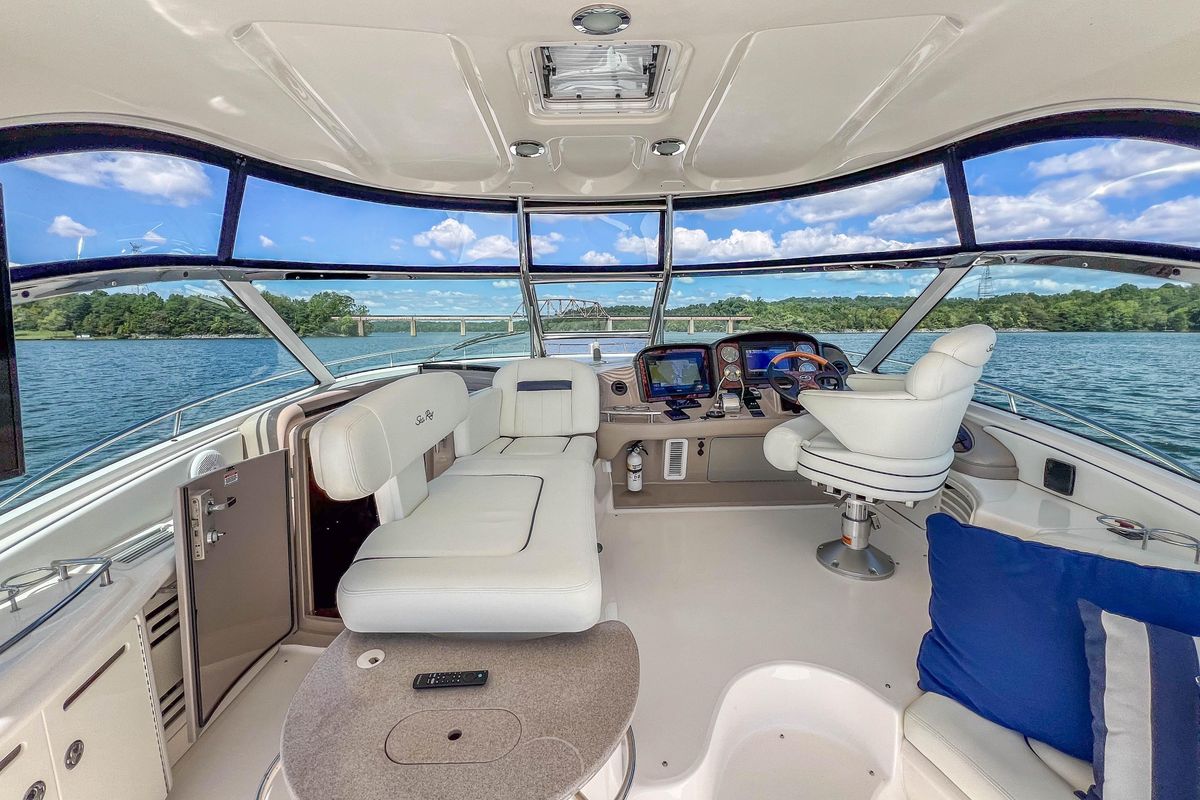2005 Sea Ray 50 