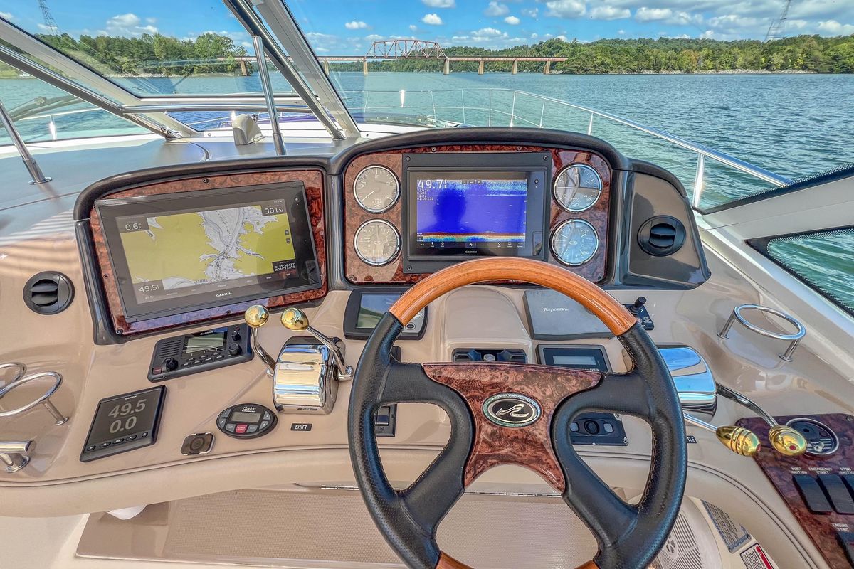 2005 Sea Ray 50 