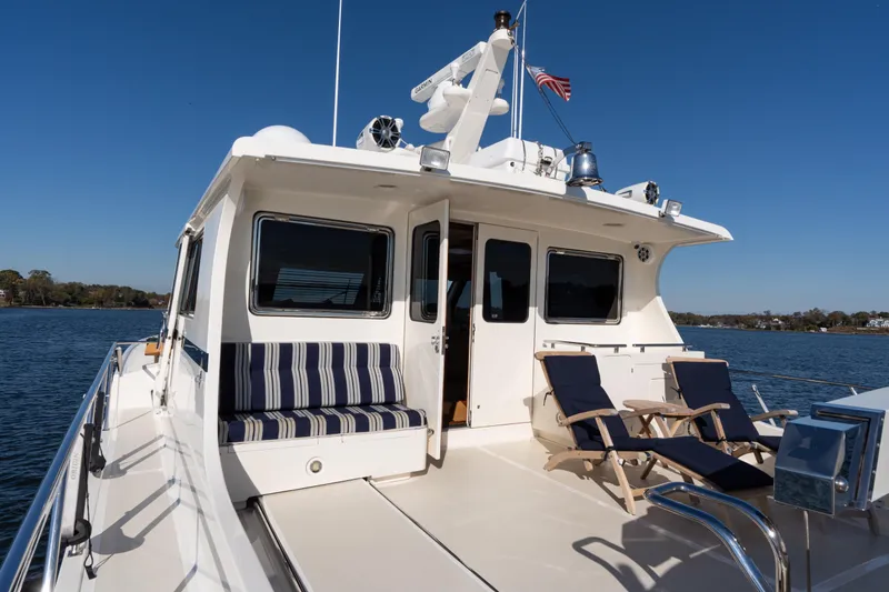 Griffin Yacht Photos Pics Marlow 72 GRIFFIN - Aft Flybridge