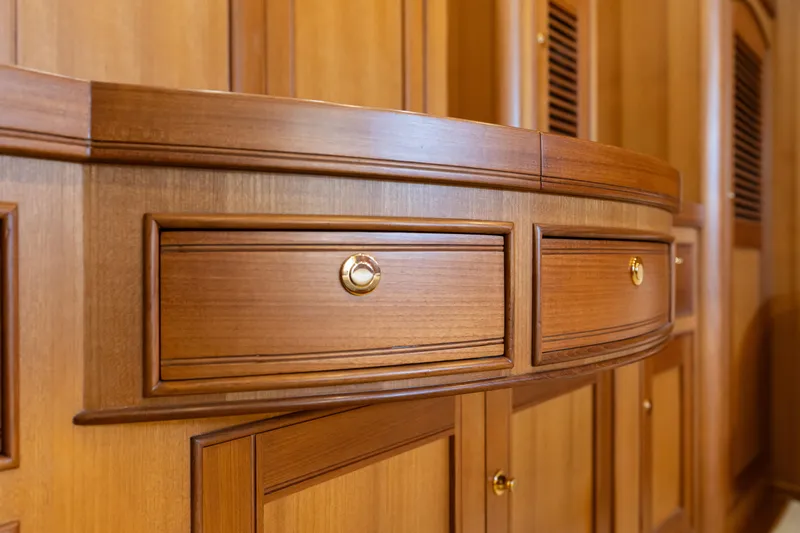 Griffin Yacht Photos Pics Marlow 72 GRIFFIN - Master Stateroom