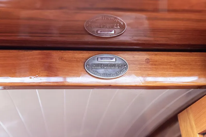 Belle Yacht Photos Pics 