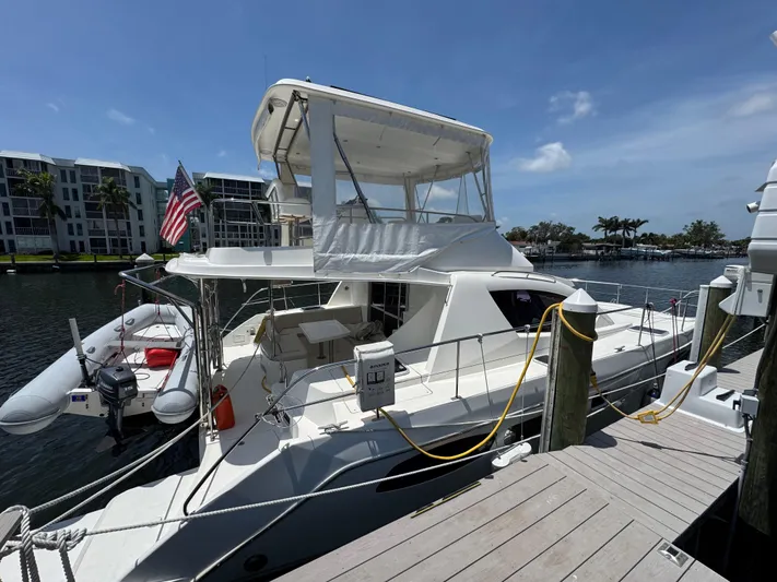 Hidden Treasure Yacht Photos Pics 