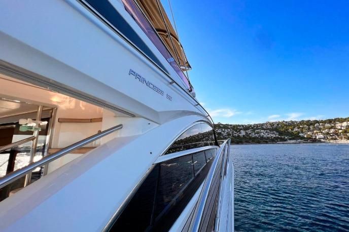 2015 Princess 54 