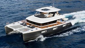Lagoon 630 Motor Yacht