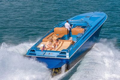 Yacht