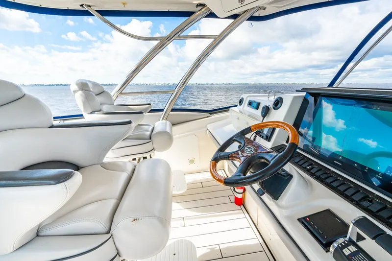 Whistlin' Dixie Yacht Photos Pics 