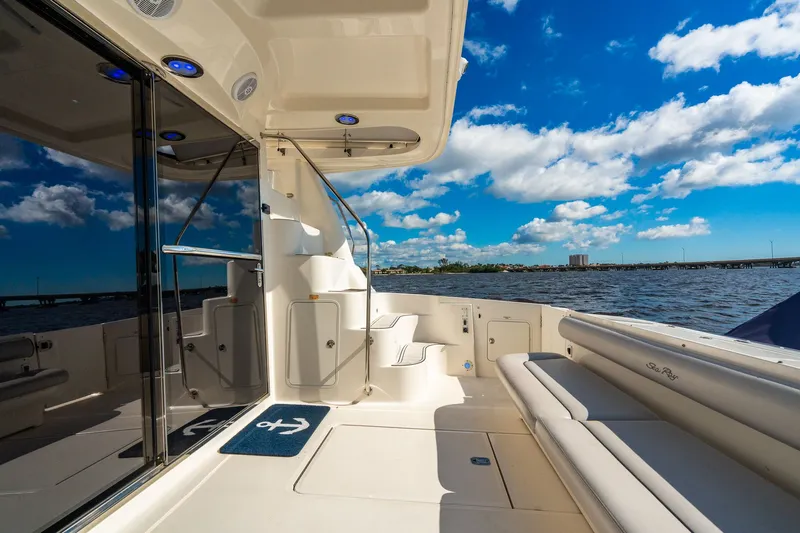 Whistlin' Dixie Yacht Photos Pics 