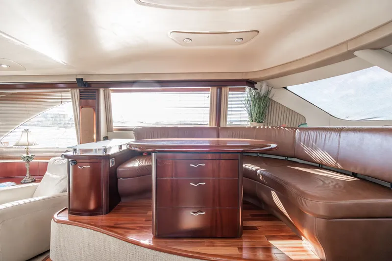 Whistlin' Dixie Yacht Photos Pics 