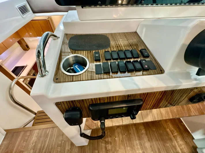 Pyxis Yacht Photos Pics 