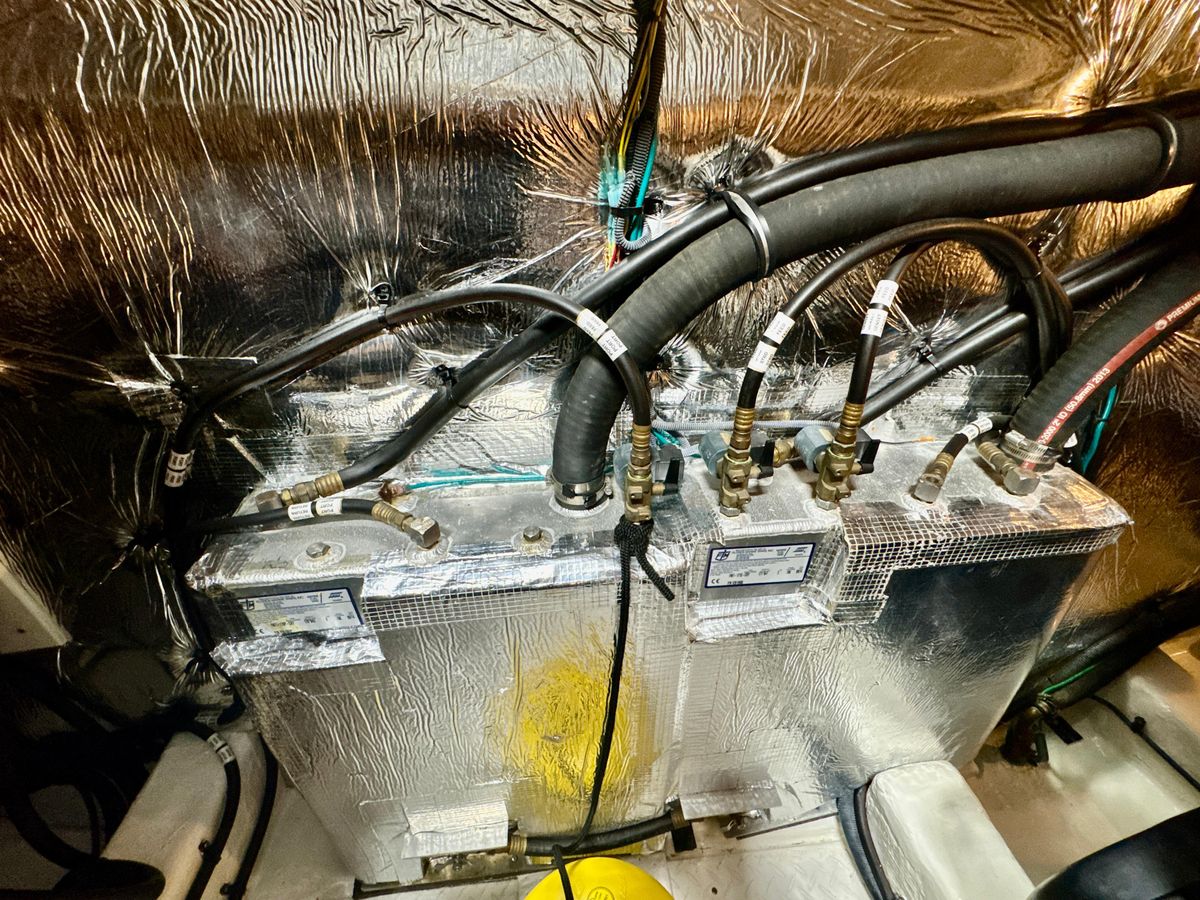 2016 Cruisers Yachts 48 