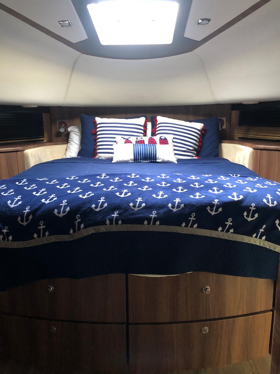 2007 Fairline 68 