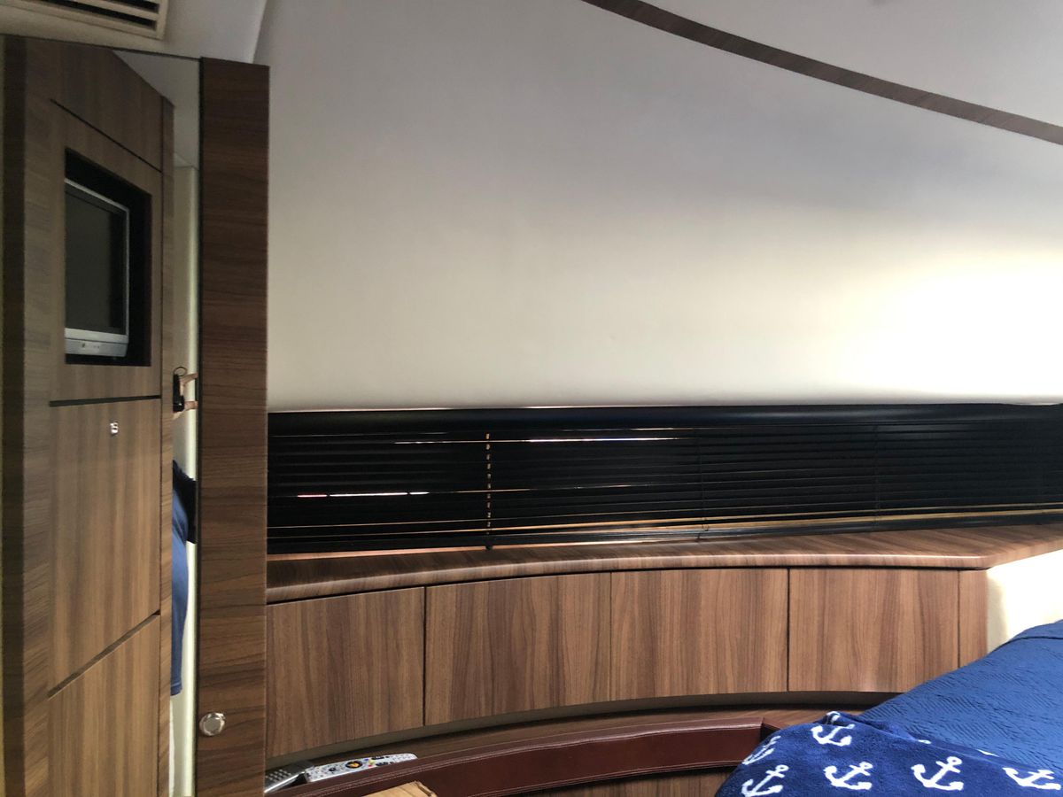 2007 Fairline 68 