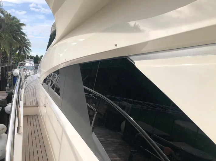  Yacht Photos Pics 2007 Fairline Squadron 68 yacht with sleek design and polished exterior.