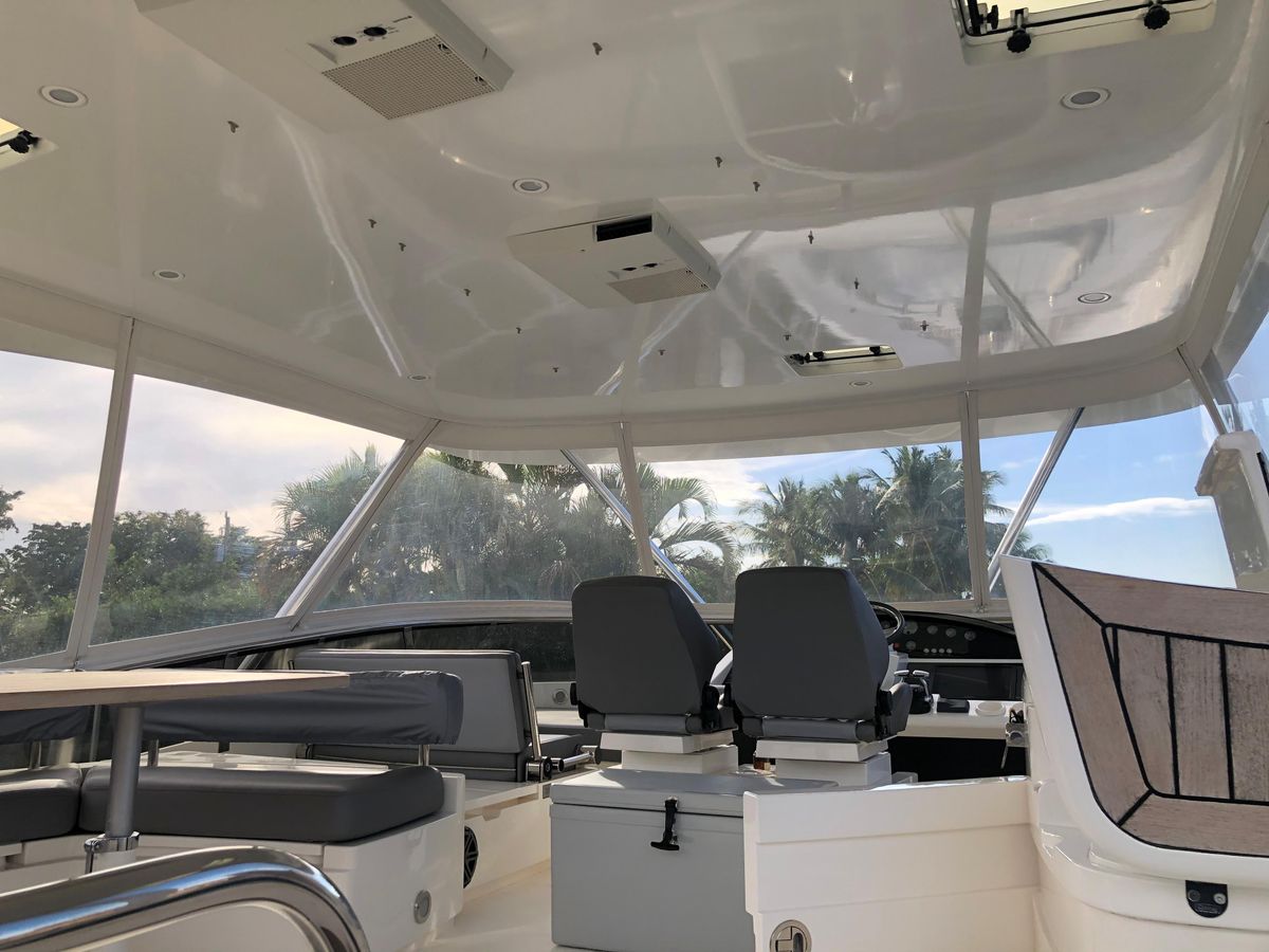 2007 Fairline 68 