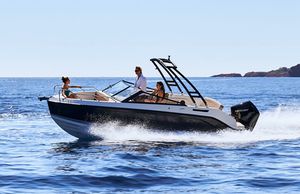 2023 Quicksilver ACTIV BOWRIDER 675