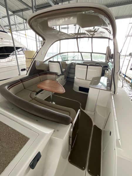 2017 Sea Ray Sundancer 370