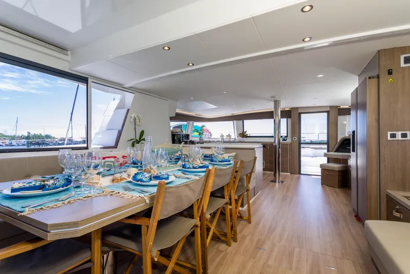 Dante Yacht Photos Pics 