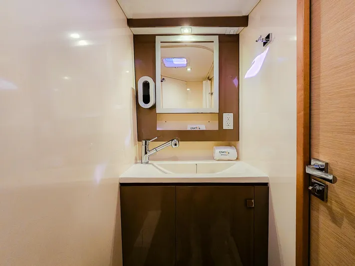 Floripa Yacht Photos Pics 