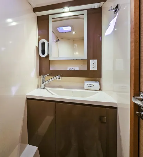 Floripa Yacht Photos Pics 