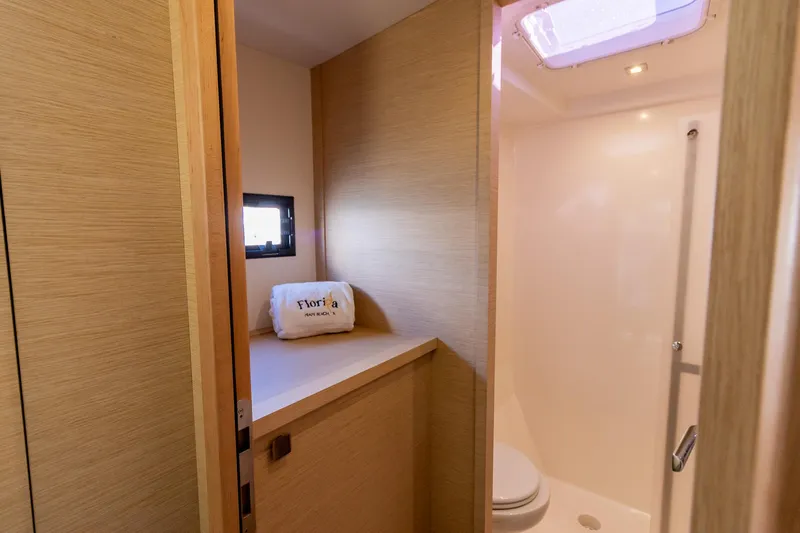 Floripa Yacht Photos Pics 